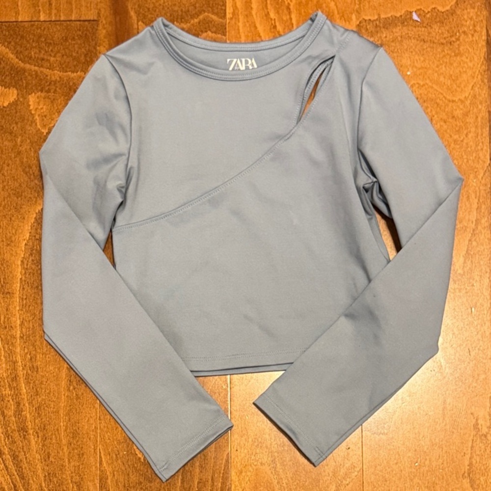 Zara Kids Long Sleeve Blue Gray Cut Out Top‎ size 8-9
